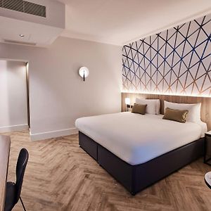 Camera deluxe con letto queen size